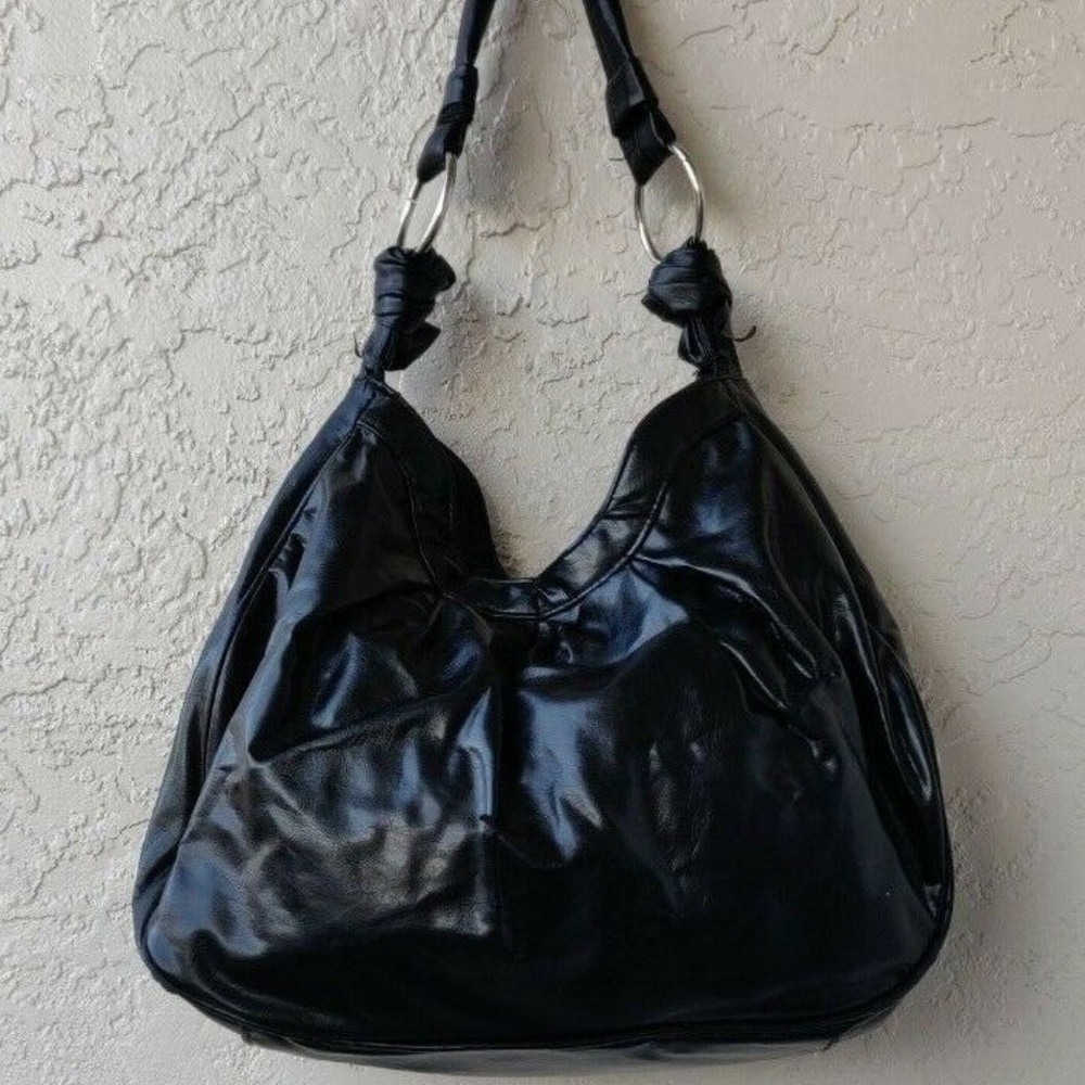 Black Vintage Shoulder/Handbag Purse Pocketbook